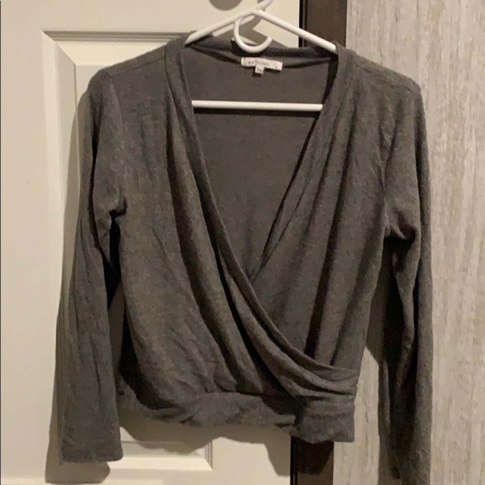 New never worn but no tags Gray crop top